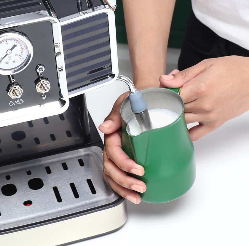 How To Froth Milk with Steam Wand Starbucks® at Home