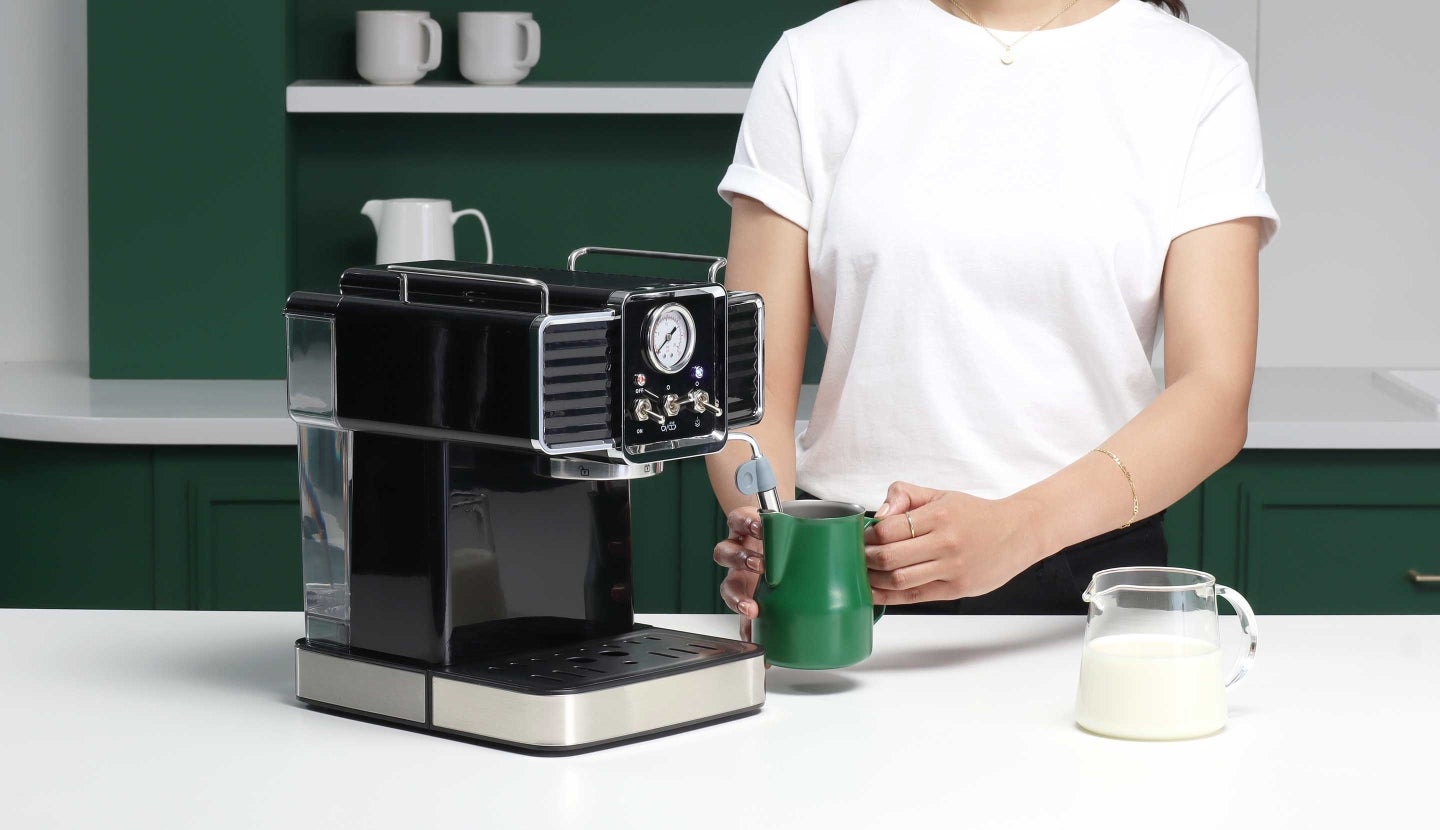 How To Froth Milk With A Steam Wand