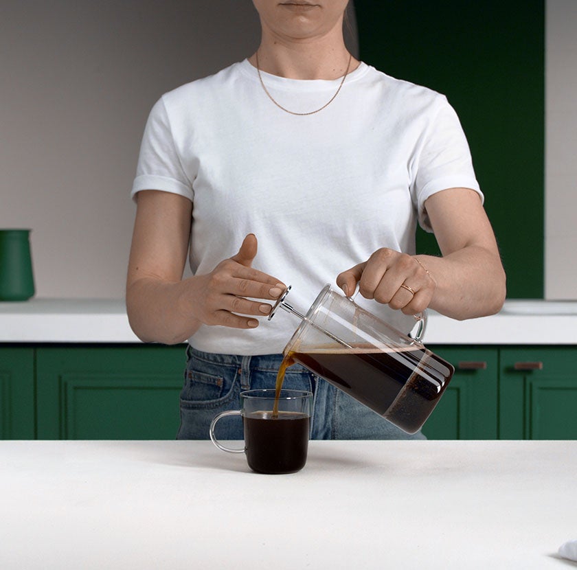 Sirva e saboreie seu café em casa!