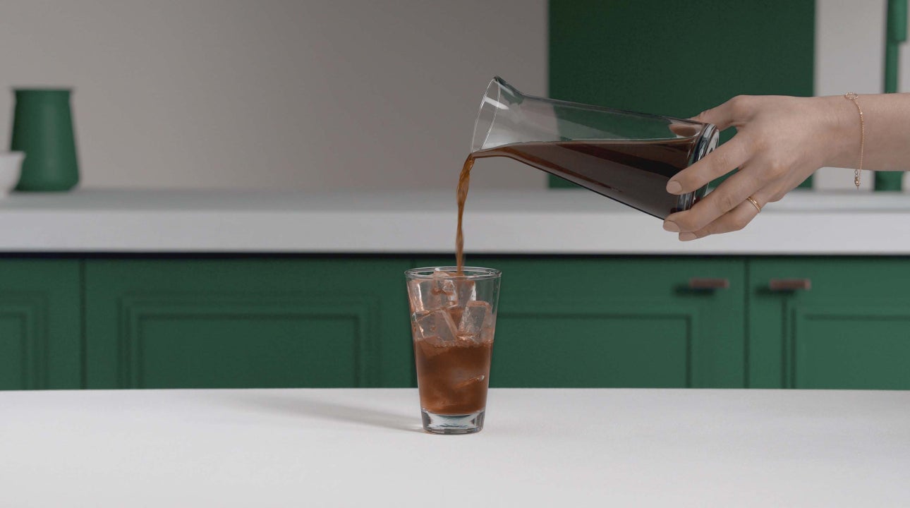 Como preparar café gelado na prensa francesa