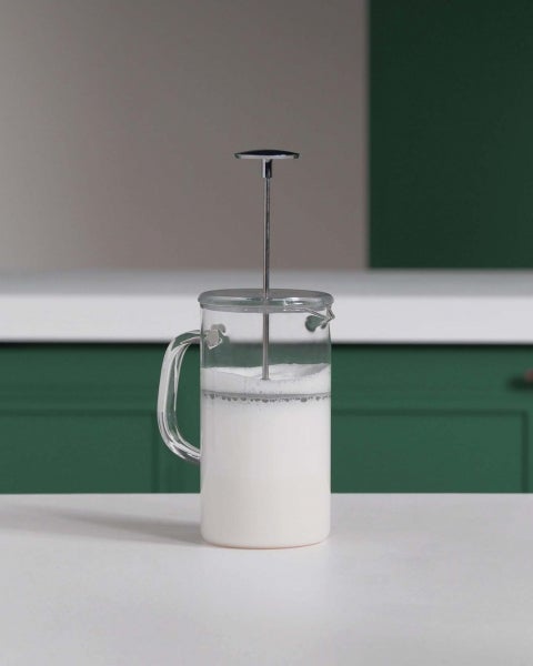Cómo hacer espuma de leche con batidora