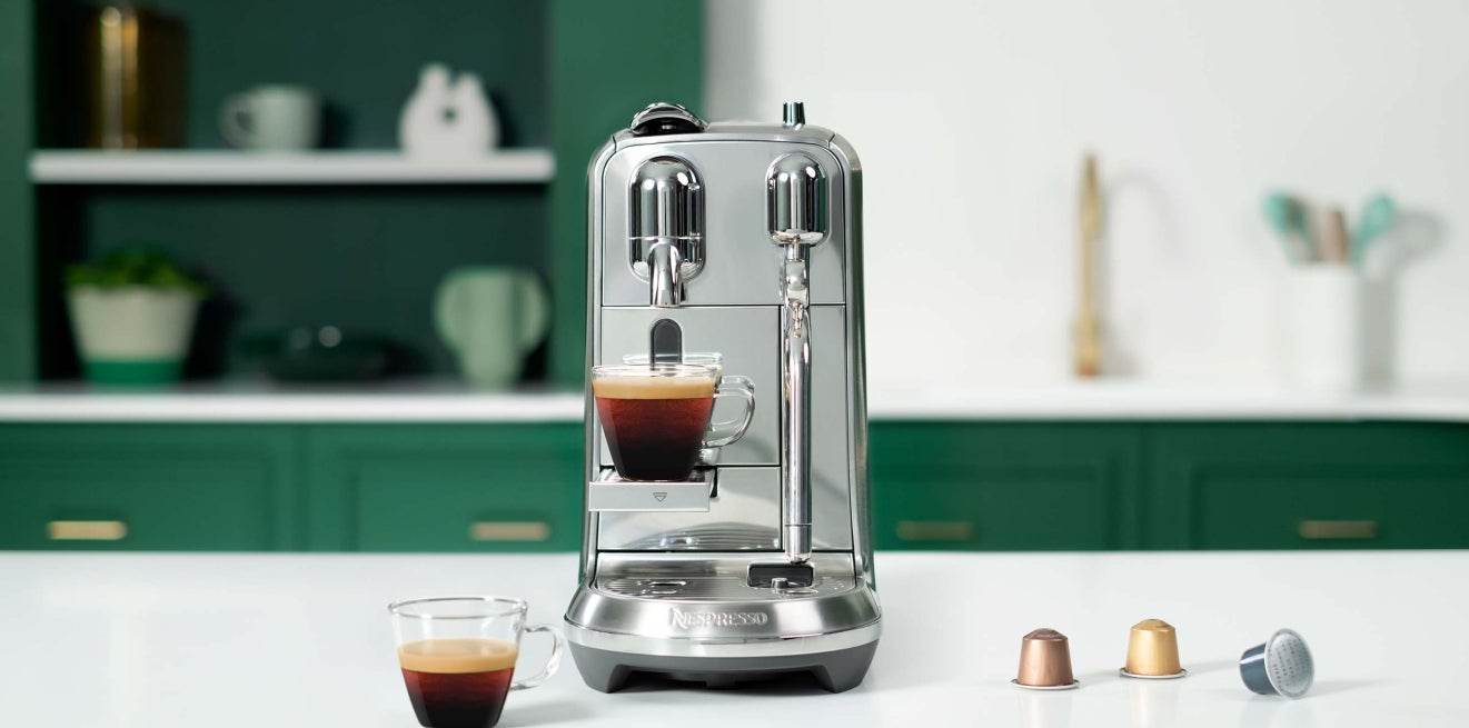 Café Starbucks® by Nespresso®, paquetes de producto y máquina