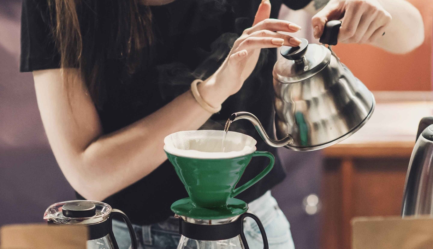 Preparazione tazzina caffè 