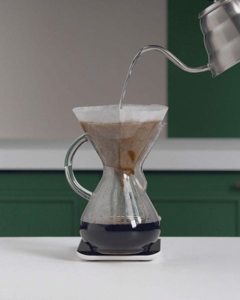 Come preparare il caffè con una caffetiera Chemex banner