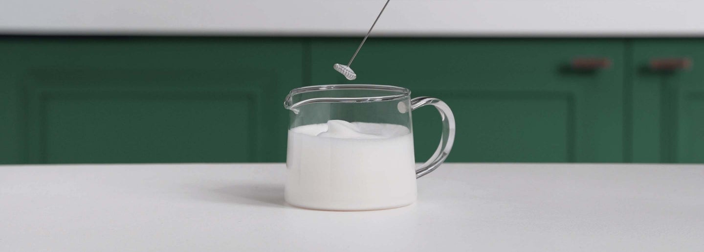 How to Froth Milk With a Whisk guide