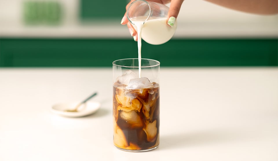 Different kinds of milk in cofee for better café moments