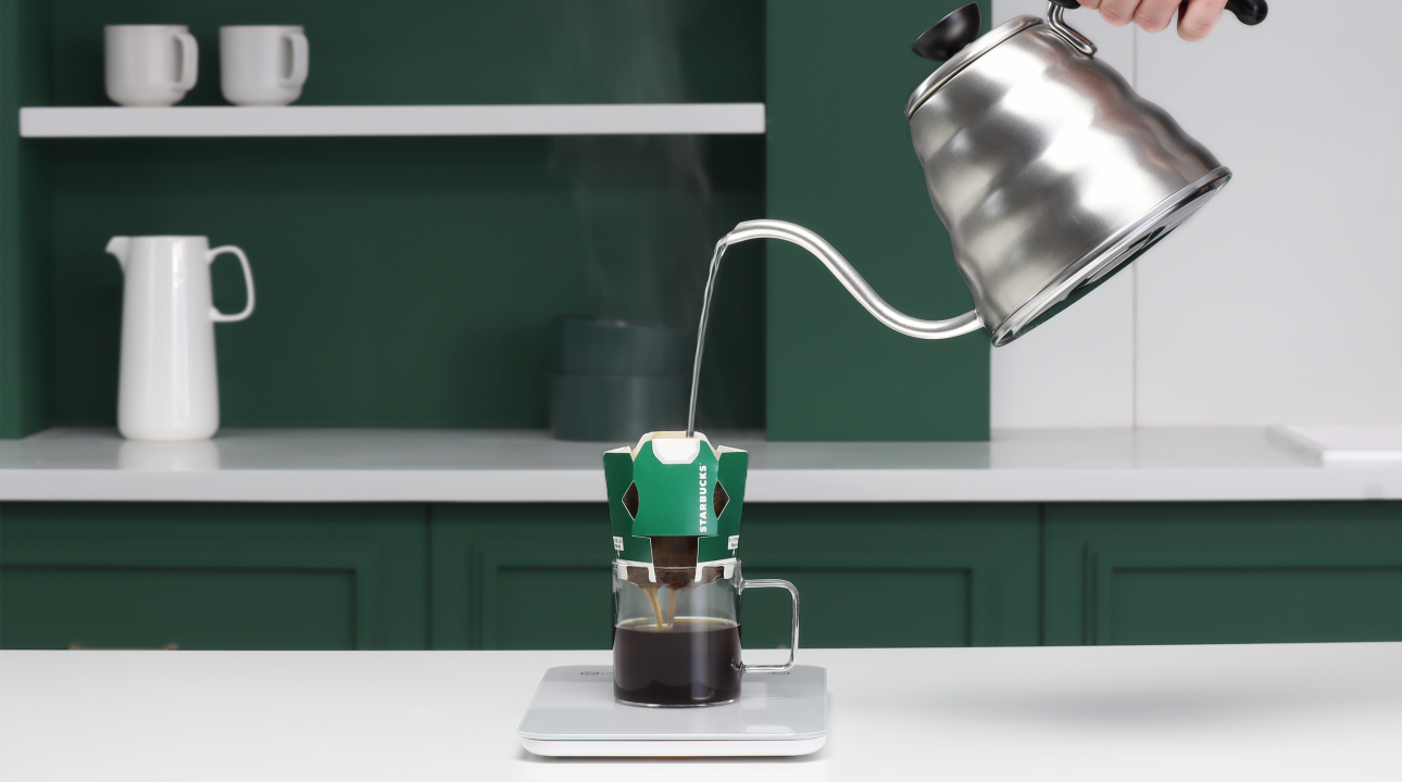 How to brew coffee with Starbucks® Origami™ 