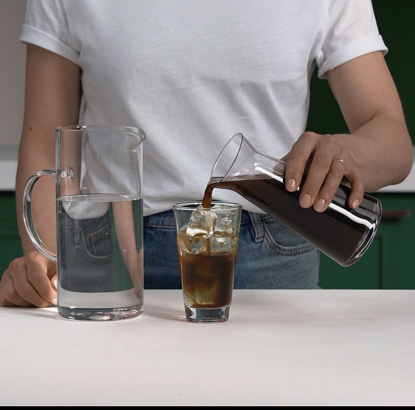 Ako pripraviť domáci Cold Brew v zaváračke 6