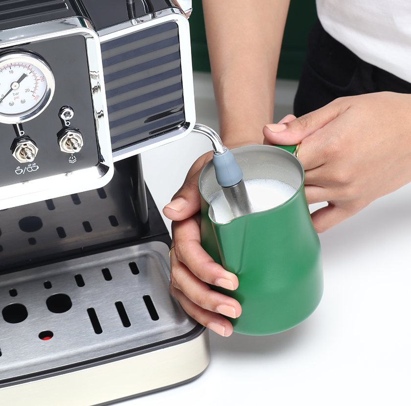 tryska na šľahanie mlieka 3